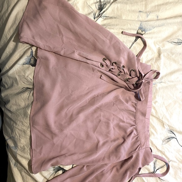 Off shoulder dusty pink lace up shirt - Picture 1 of 2